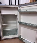 美的BC-98M单门小冰箱，一级能效超省电，一天用电不到1度