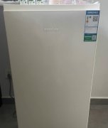 容声小冰箱95升，一级能效，到货才用了一周，容量大，几乎全新