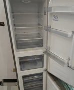 容声三门冰箱，212升，制冷效果很好。因家里装修转让
