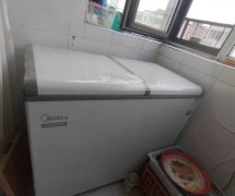 用了两个多月，美的冰柜220升双温冰柜，3月份买的，使用了仅