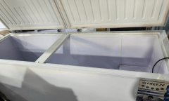 2米长冰柜，宽带把手70，高83，成色新，距离近可送货，需要