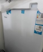 新买海尔冰柜就开机试几天机，原盒子胶带都在