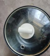 美的多功能电煮锅，型号MC-XZE1612，容量1.7L，功