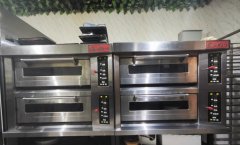 烘焙店不干了，设备出售，三麦烤箱两层4盘两台（一台加装石板蒸