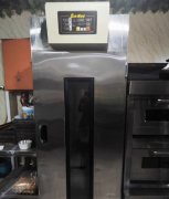 烘焙店不干了，设备出售，三麦烤箱两层4盘两台（一台加装石板蒸