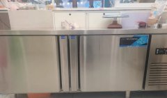 9成新，买来一年了用了十几次，因为没什么客人，成本开支大