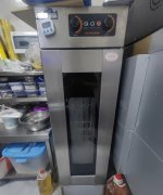 烘焙店，所有设备整体打包，新麦烤箱1台，两层四盘